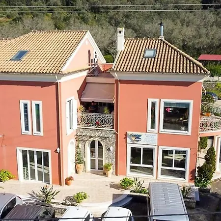 بيت للعطل Artemis House آغيوس غيوريوس باغون