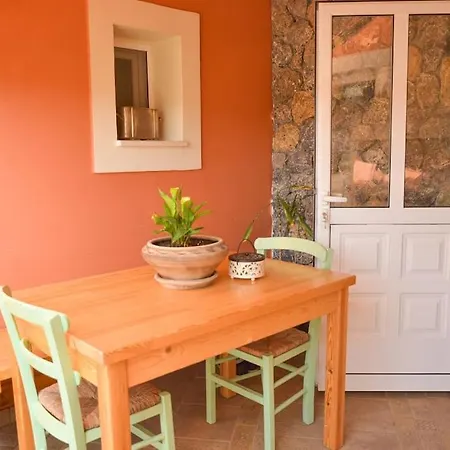 Artemis House Agios Georgios Pagon