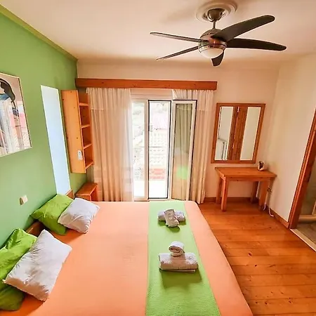 度假居 Artemis House 圣佐治欧斯帕贡