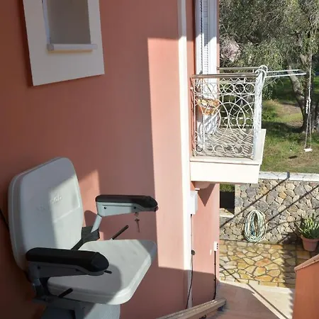 Artemis House Дом отдыха Агиос-Георгиос-Пагон