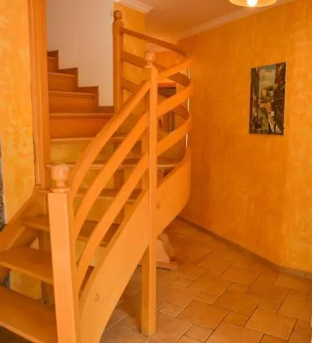 Artemis House آغيوس غيوريوس باغون